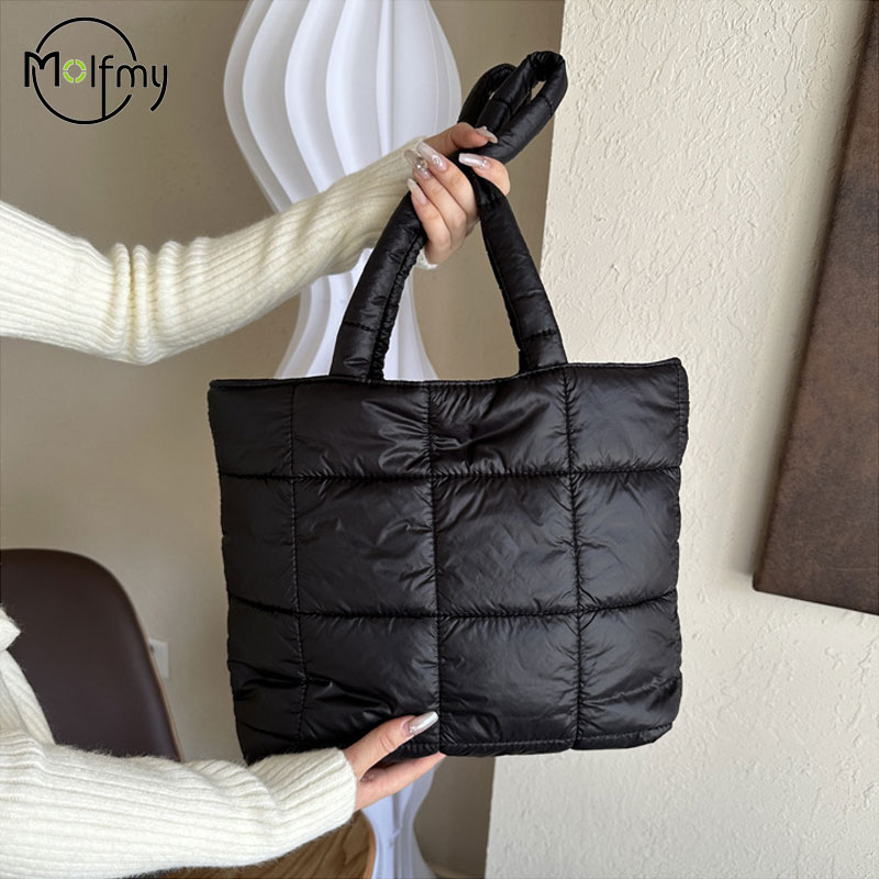 Shoulder Bag Structured - 여성용 겨울 패딩 숄더 백 대용량