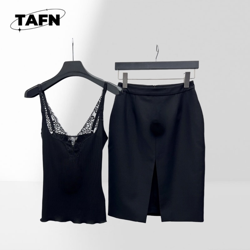 Women'S Formal Day Wear - 패션을 선도하는 여성용 스커트와 탑 세트,