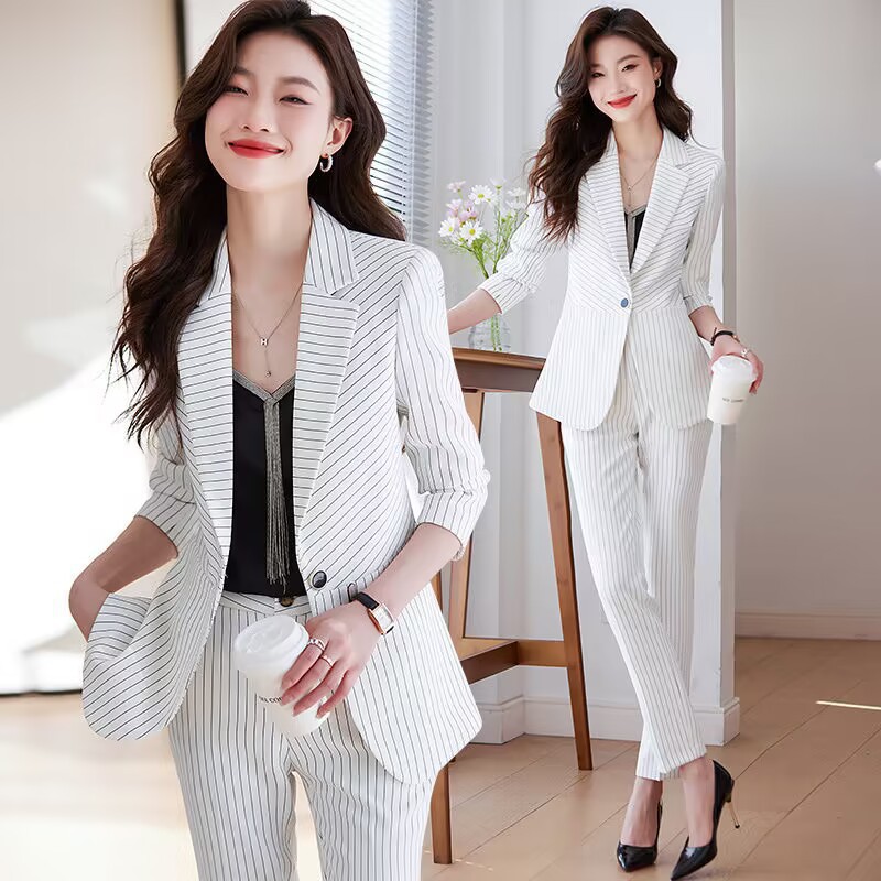 Women Formal Wear Store - 여성용 블루 스트라이프 수트 2025 신상